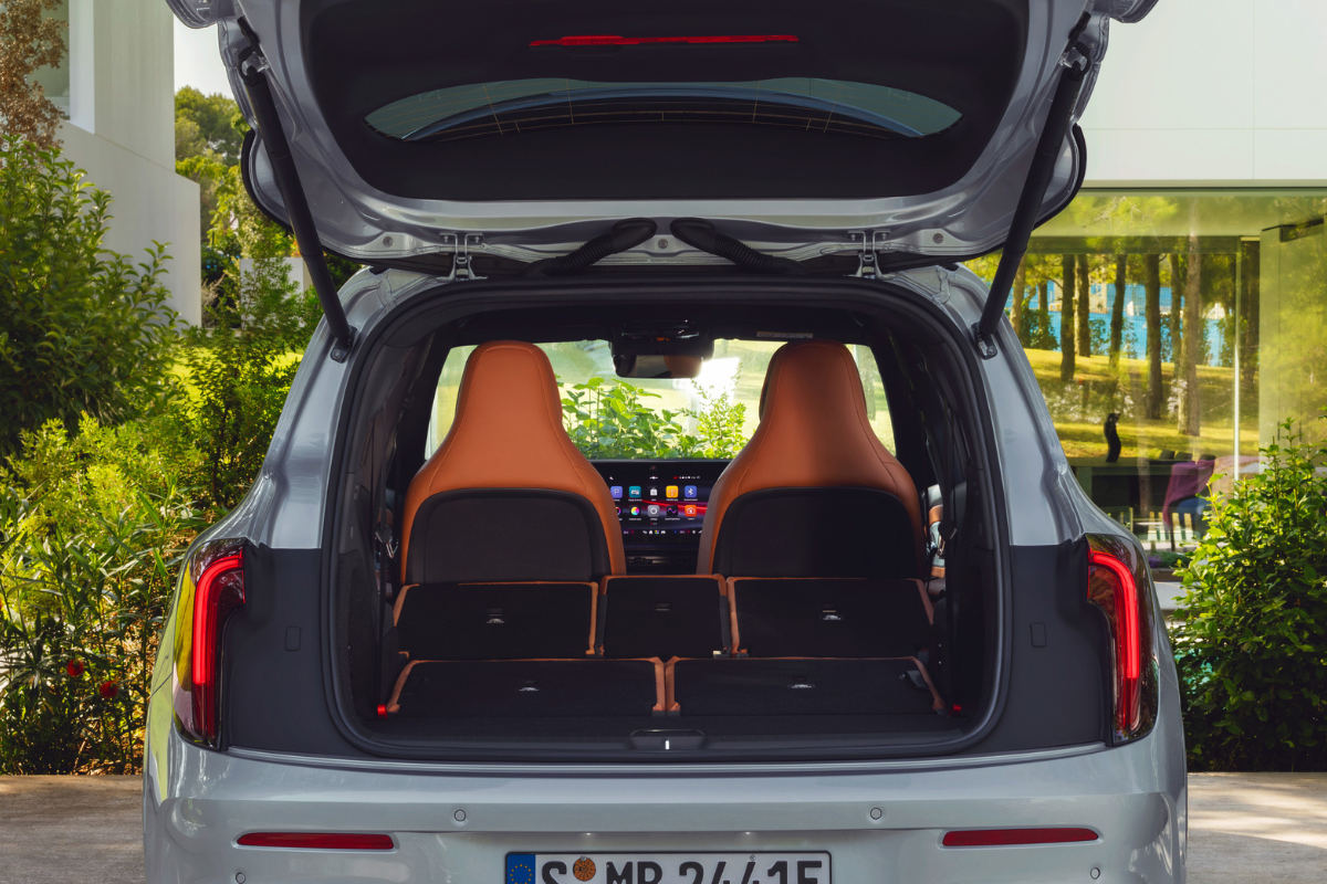 Mercedes Mercedes-Benz GLB 350 4MATIC with EQ technology Advan Plus 4