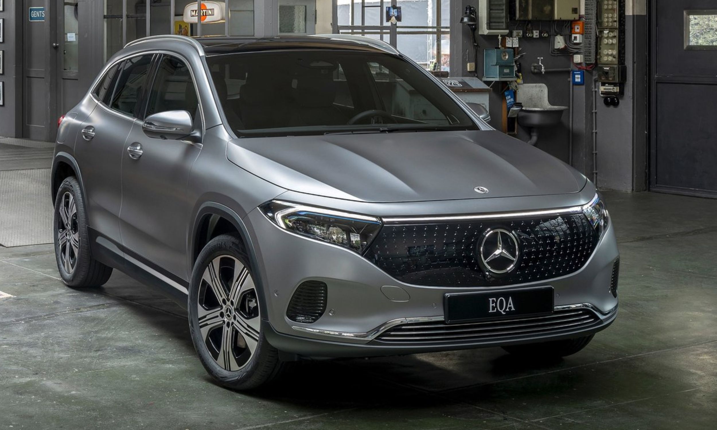 Mercedes EQA 300 4 Matic Special Edition