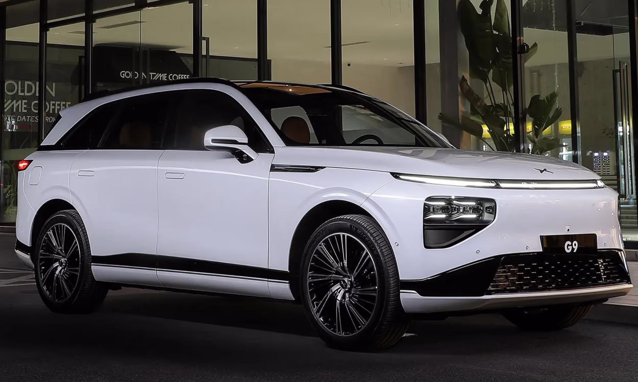 Xpeng G9 Standard range RWD